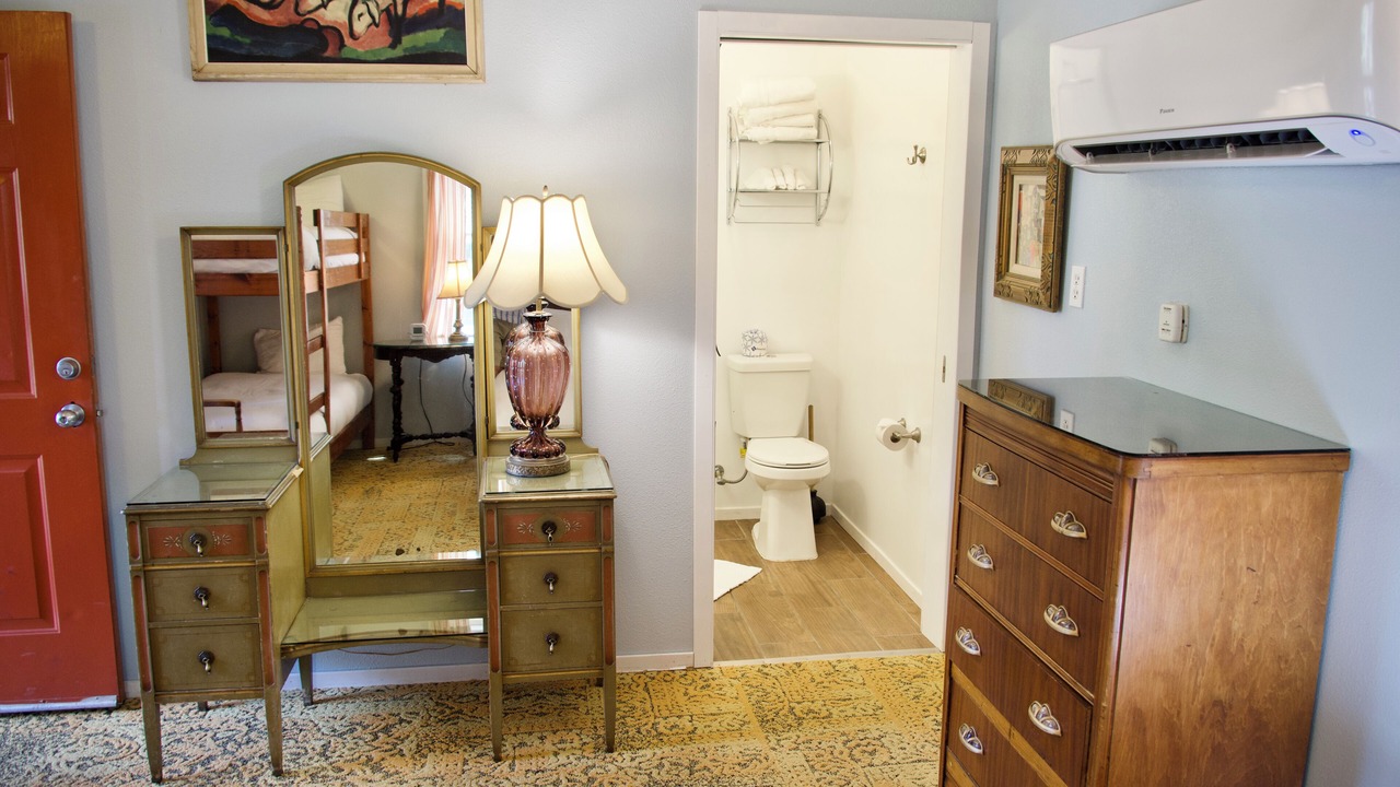 Photo of Bedroom in Midpines