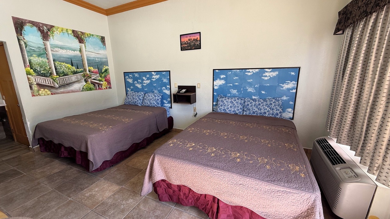 Photo of Bedroom in Inglewood