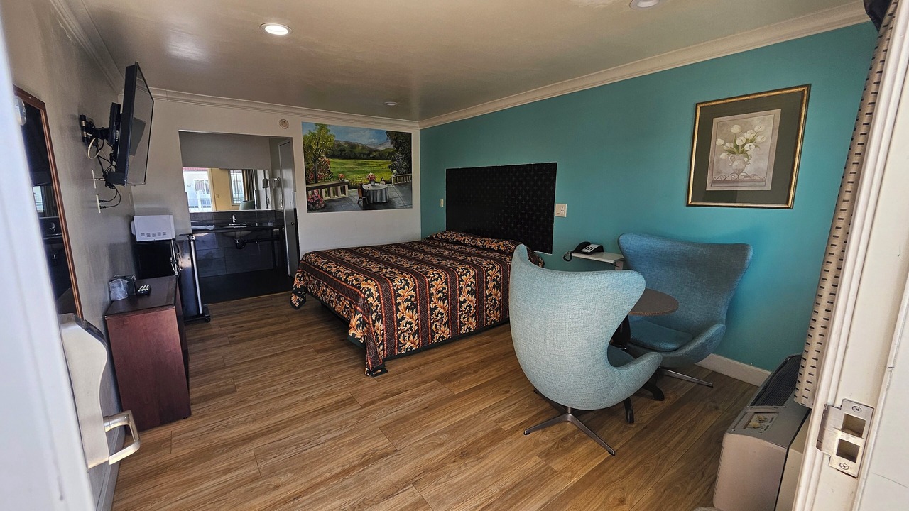 Photo of Livingroom in Inglewood