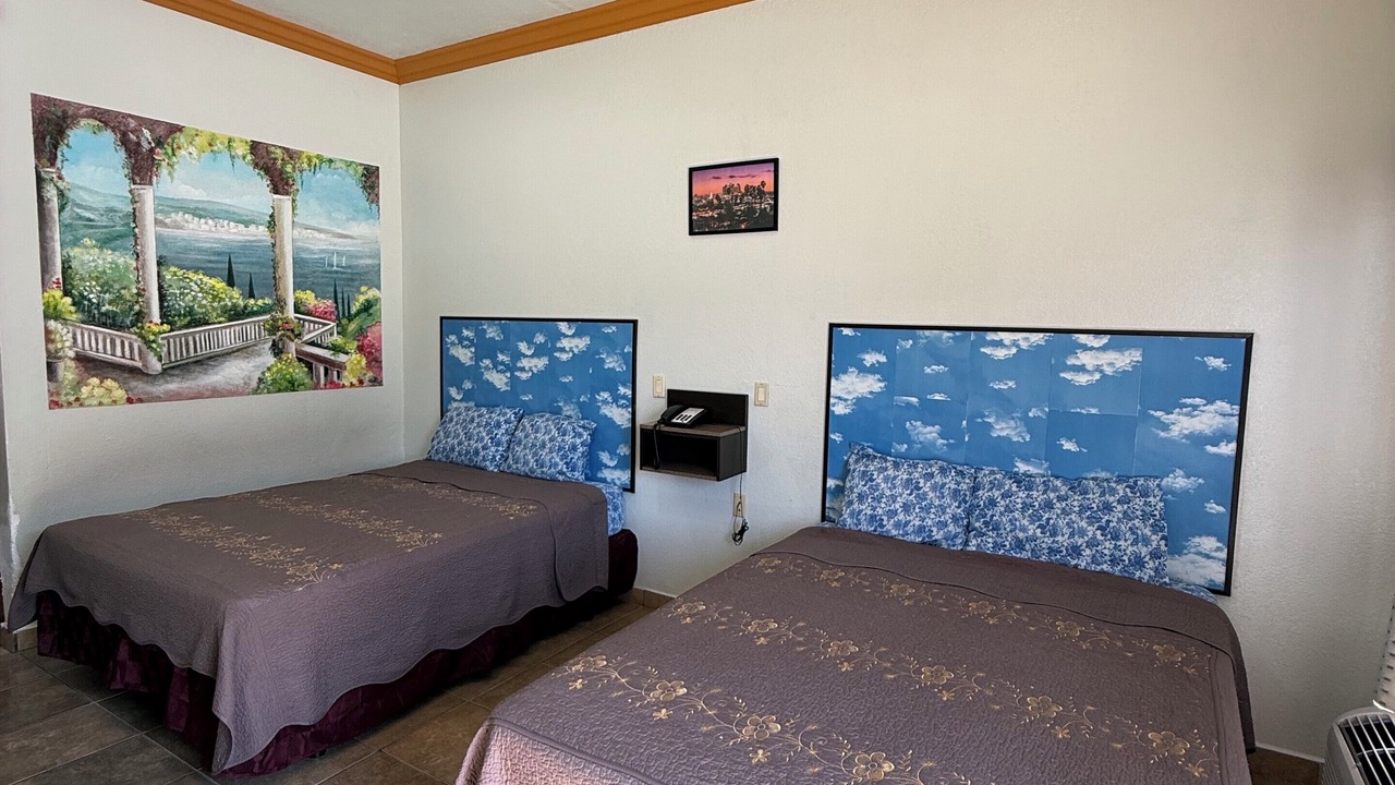 Photo of Bedroom in Inglewood