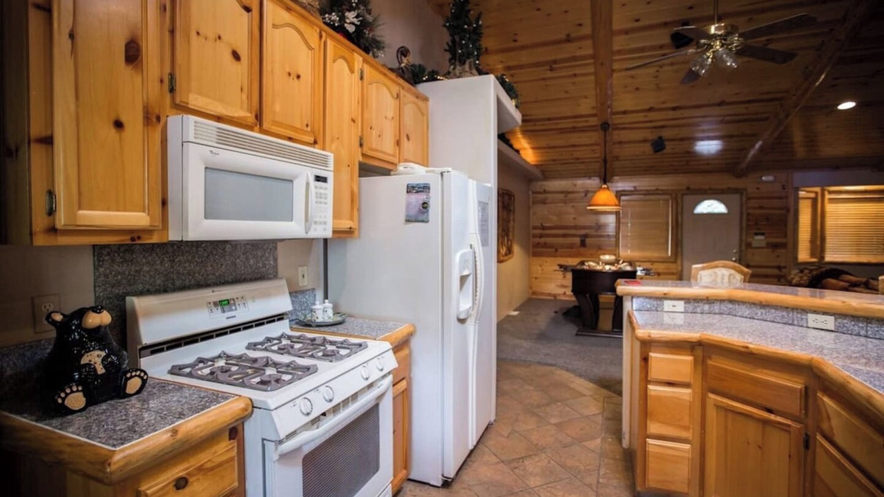 Photo of Kitchen in Summit Estates