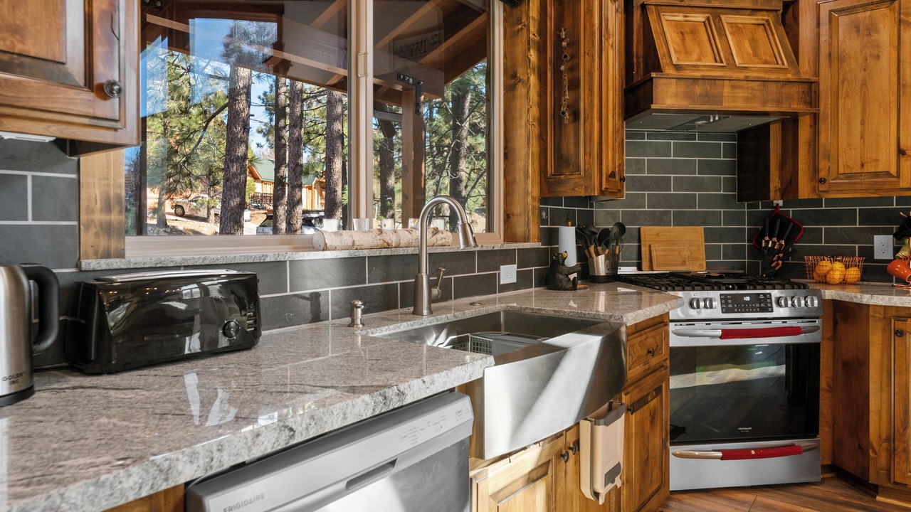 Photo of Kitchen in Upper Moonridge
