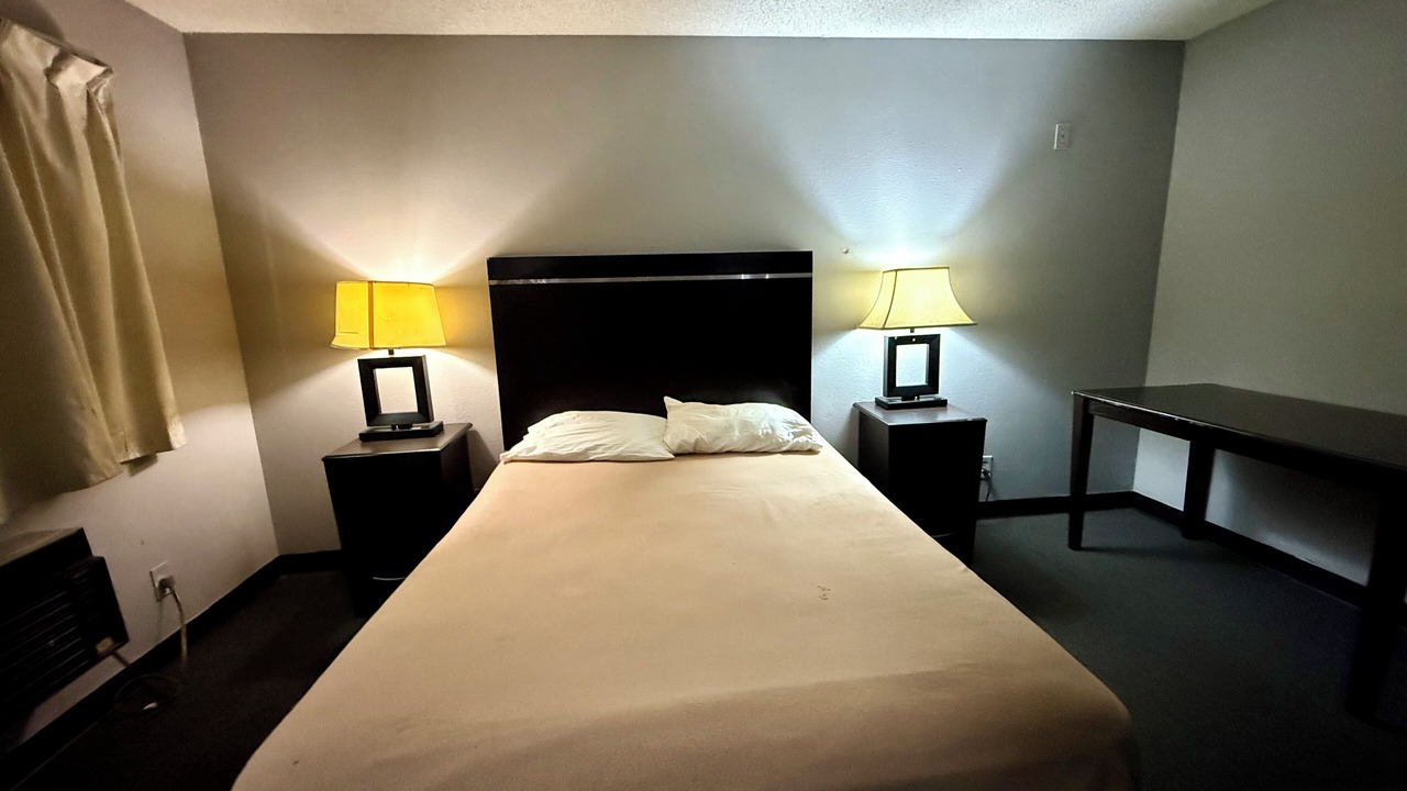 Photo of Bedroom in Glen Avon