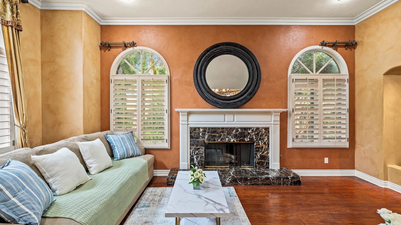 Photo of Livingroom in Rancho Santa Margarita