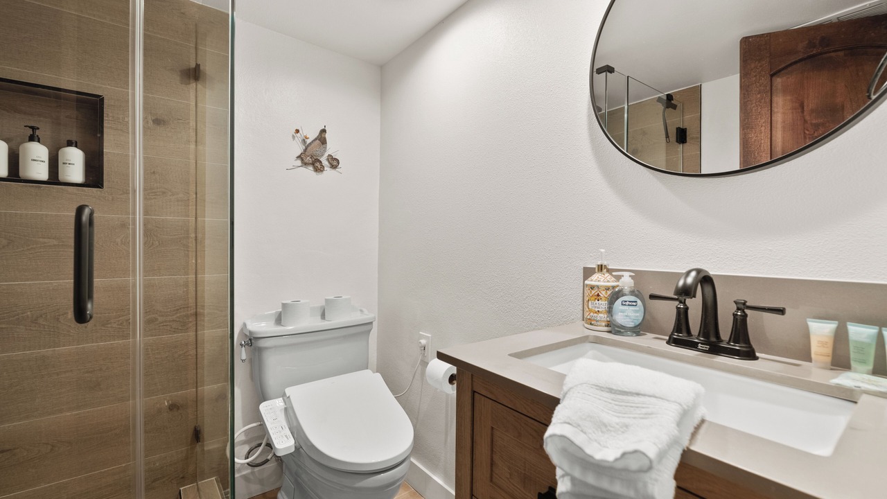 Photo of Bathroom in Upper Moonridge