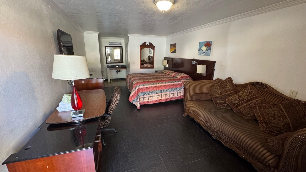 Photo of Bedroom in Riverside