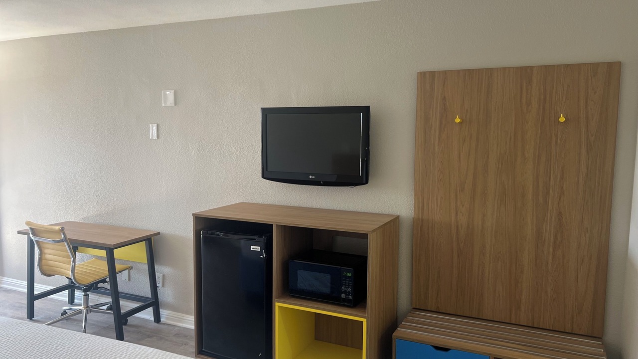 Photo of Bedroom in Hemet