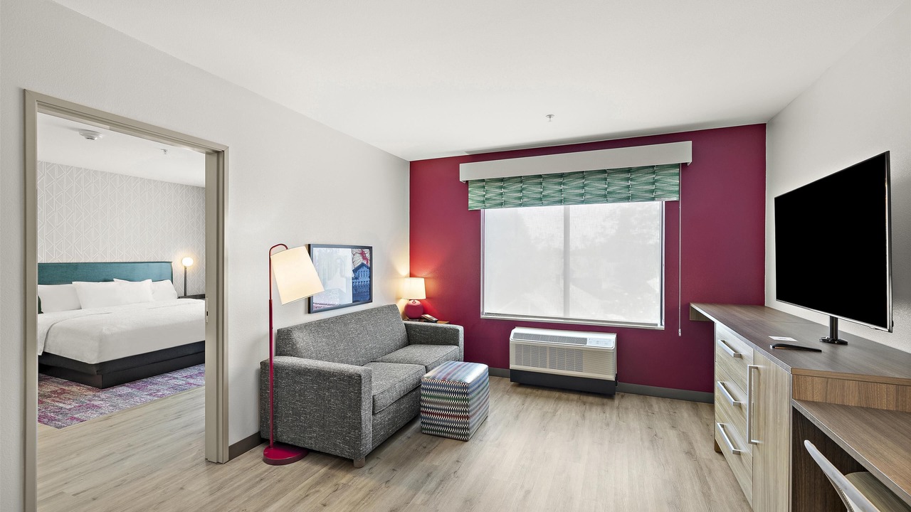 Photo of Bedroom in Downtown Riverside