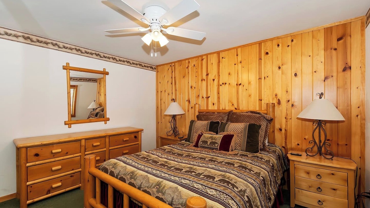 Photo of Livingroom in Eagle Mountain Estates
