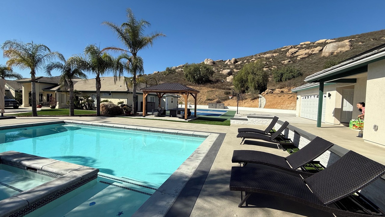 Photo of Outdoor in La Sierra Hills
