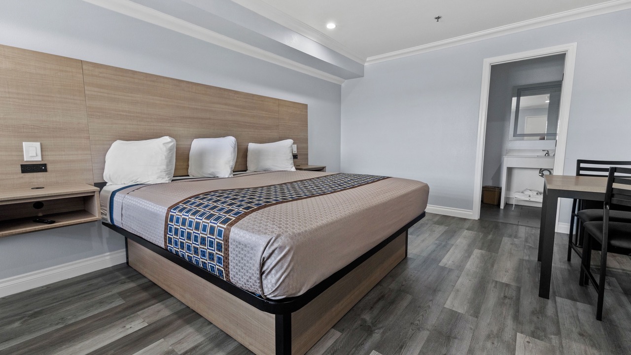 Photo of Bedroom in Downey