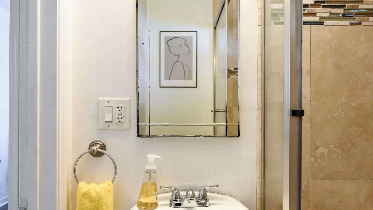 Photo of Bathroom in Alhambra