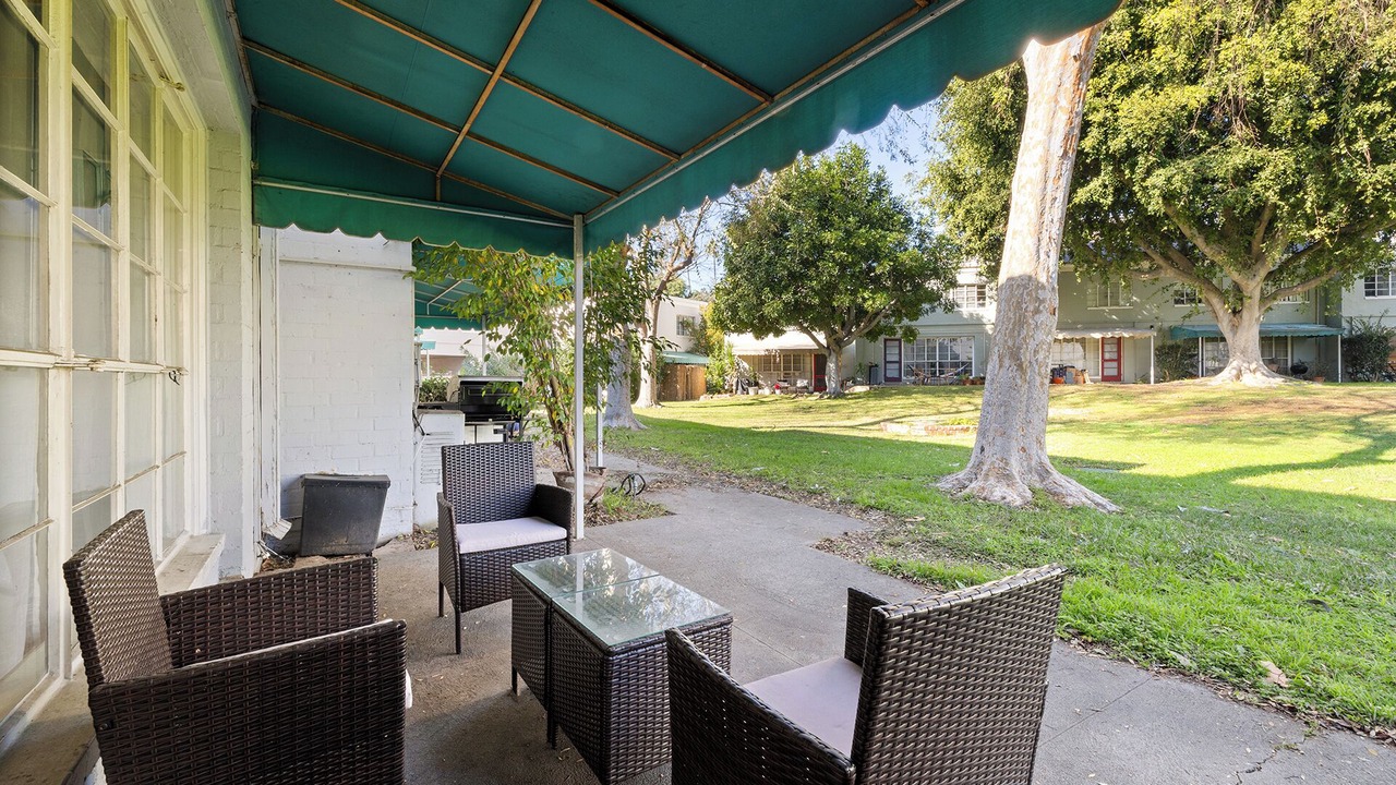 Photo of Patio Balcony in La Brea