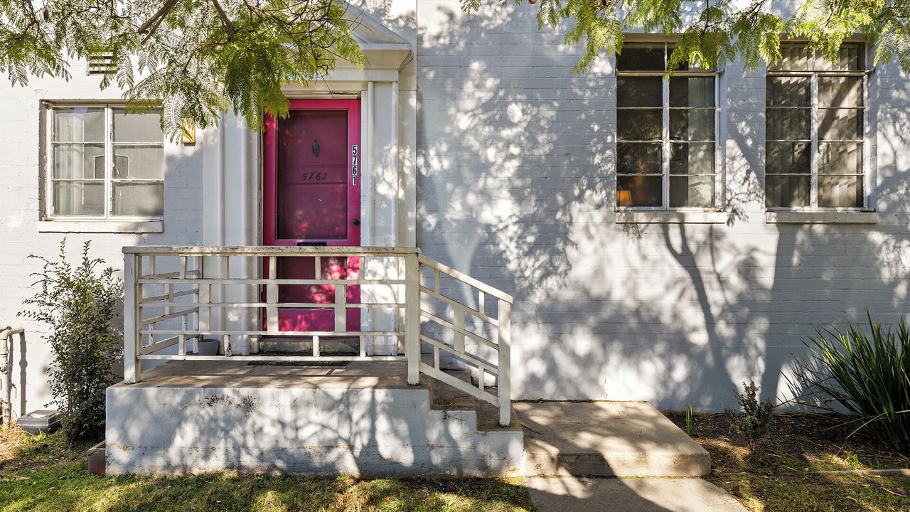 Photo of Outdoor in La Brea