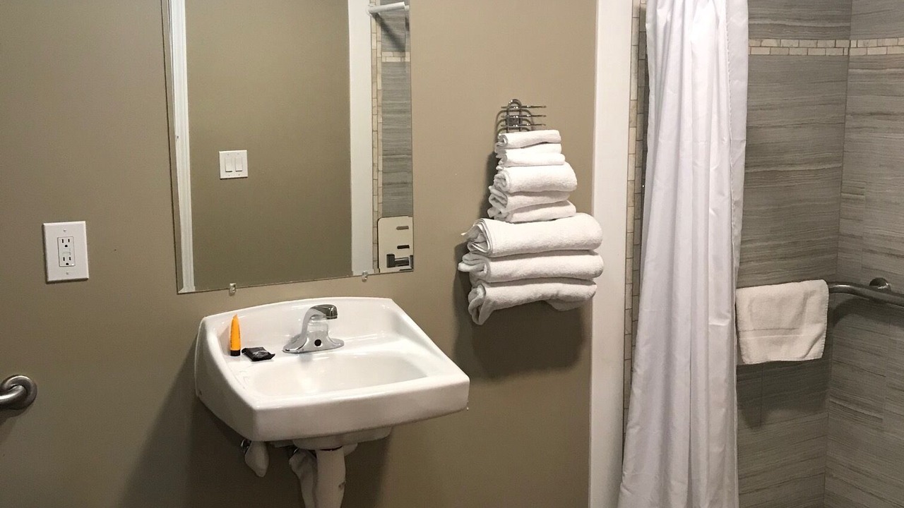 Photo of Bathroom in Corona