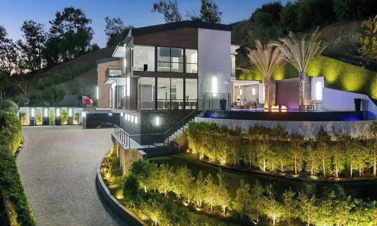 Photo of Outdoor in Granada Hills North