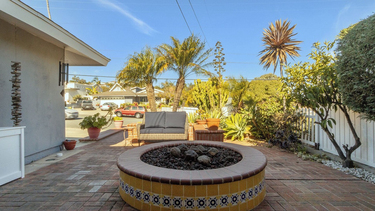 Photo of Patio Balcony in Del Obispo