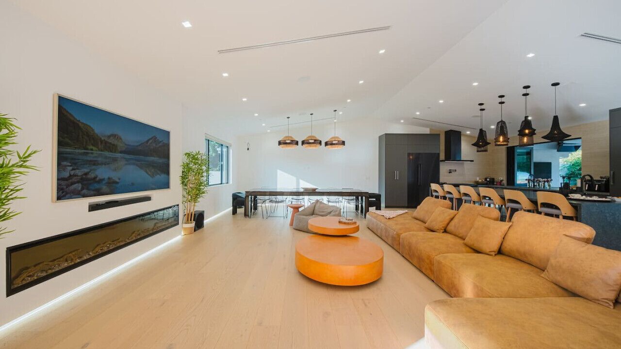 Photo of Livingroom in Lake Balboa