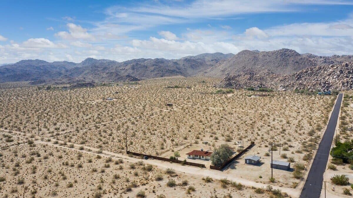 Photo of Outdoor in Panorama Heights