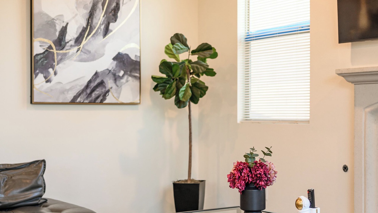 Photo of Livingroom in Ontario