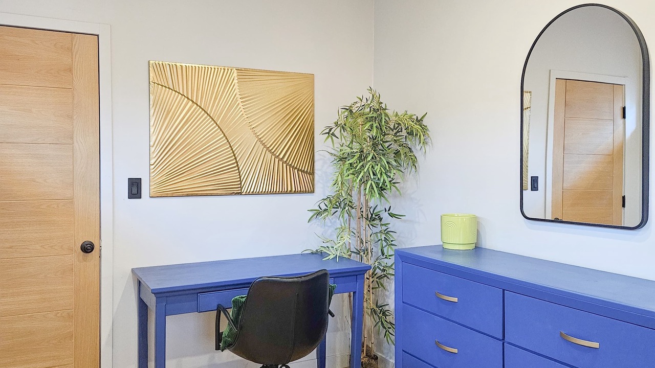 Photo of Bedroom in Panorama City