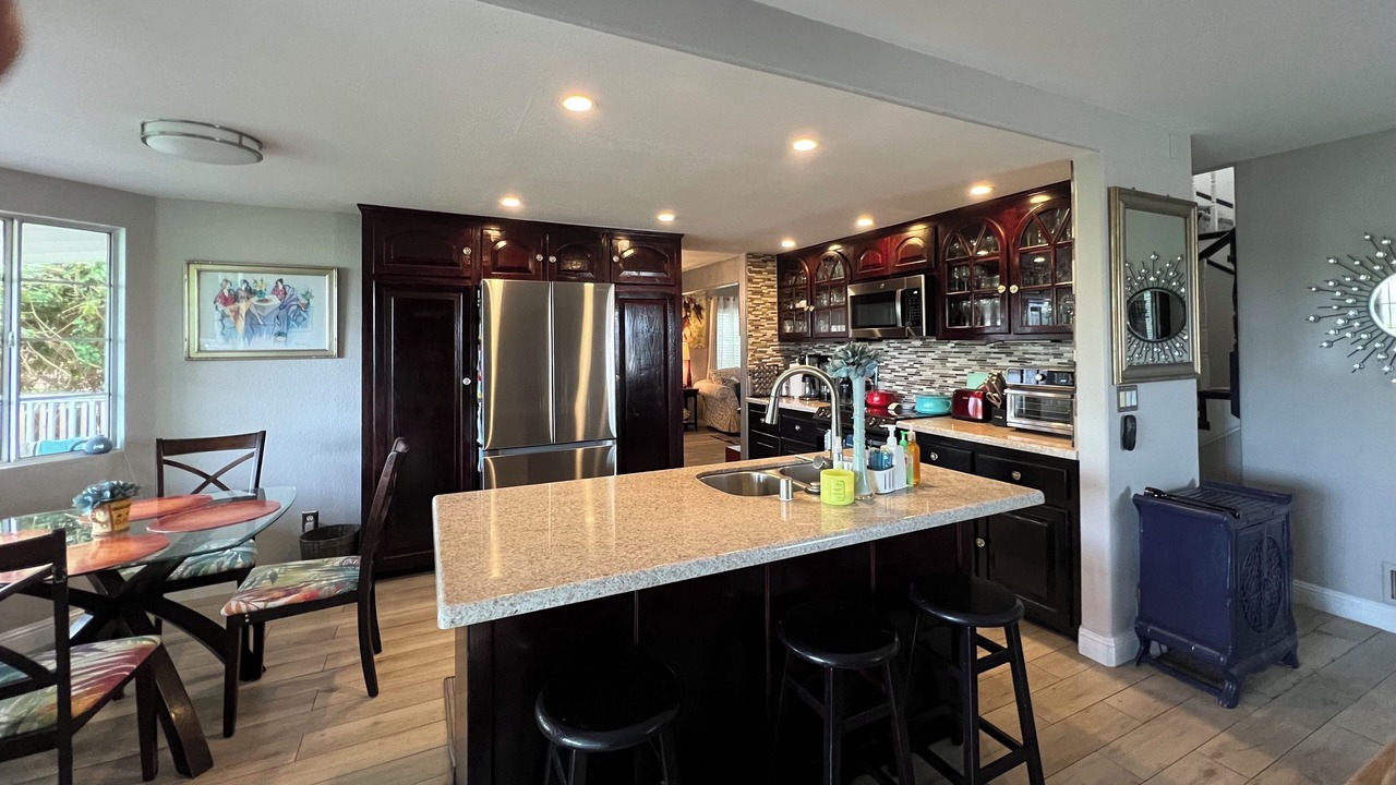 Photo of Kitchen in Canyon Lake