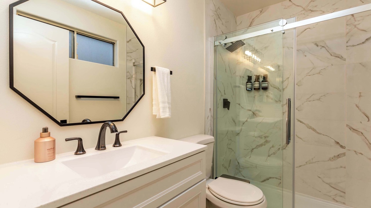 Photo of Bathroom in East Pasadena