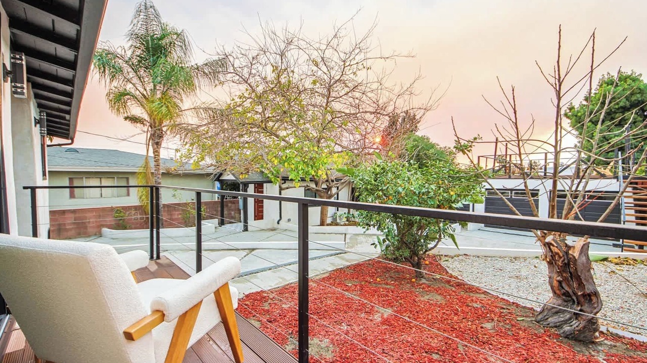 Photo of Patio Balcony in Los Feliz