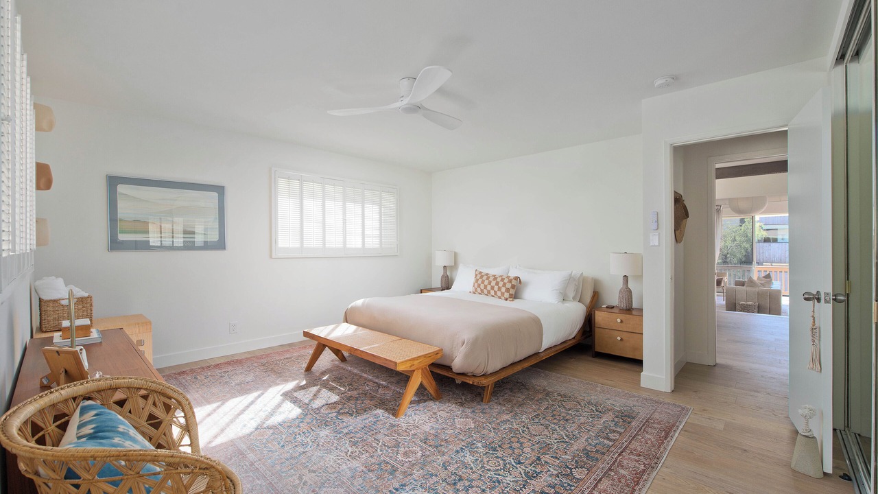 Photo of Bedroom in Gas Lamp Section