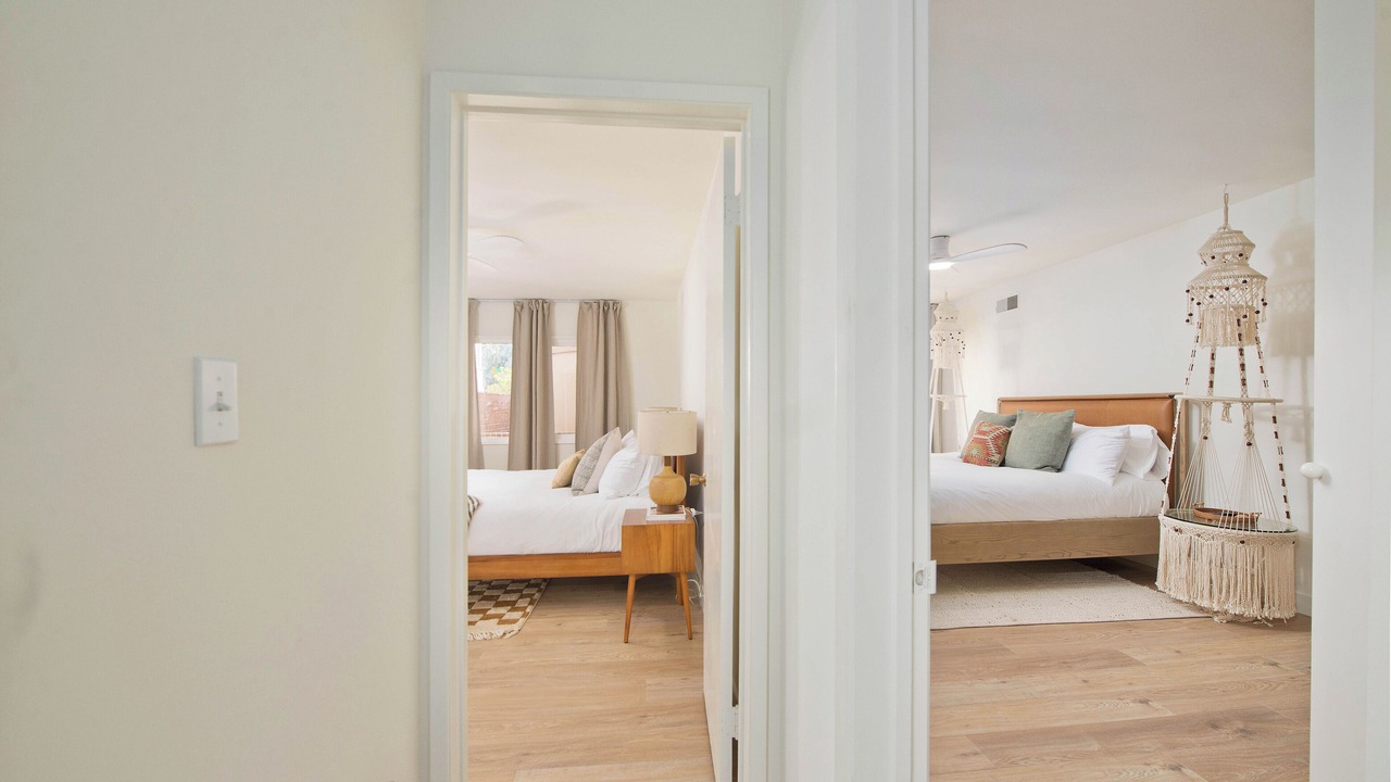 Photo of Bedroom in Gas Lamp Section