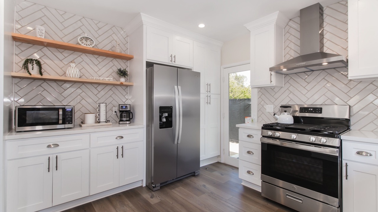 Photo of Kitchen in Altadena
