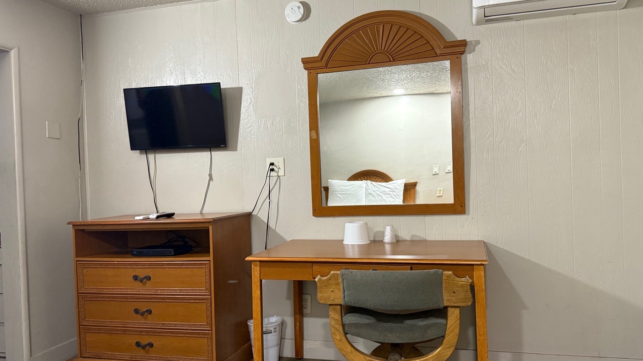 Photo of Bedroom in Apple Valley
