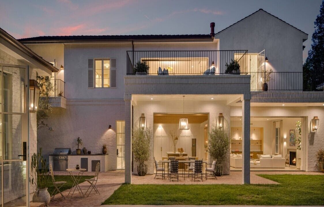 Photo of Outdoor in Sherman Oaks