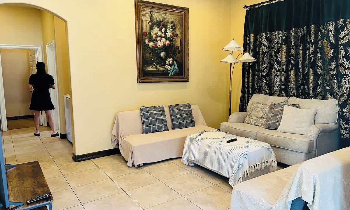 Photo of Livingroom in Yorba Linda