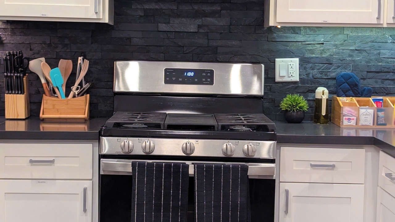 Photo of Kitchen in NoHo Arts District