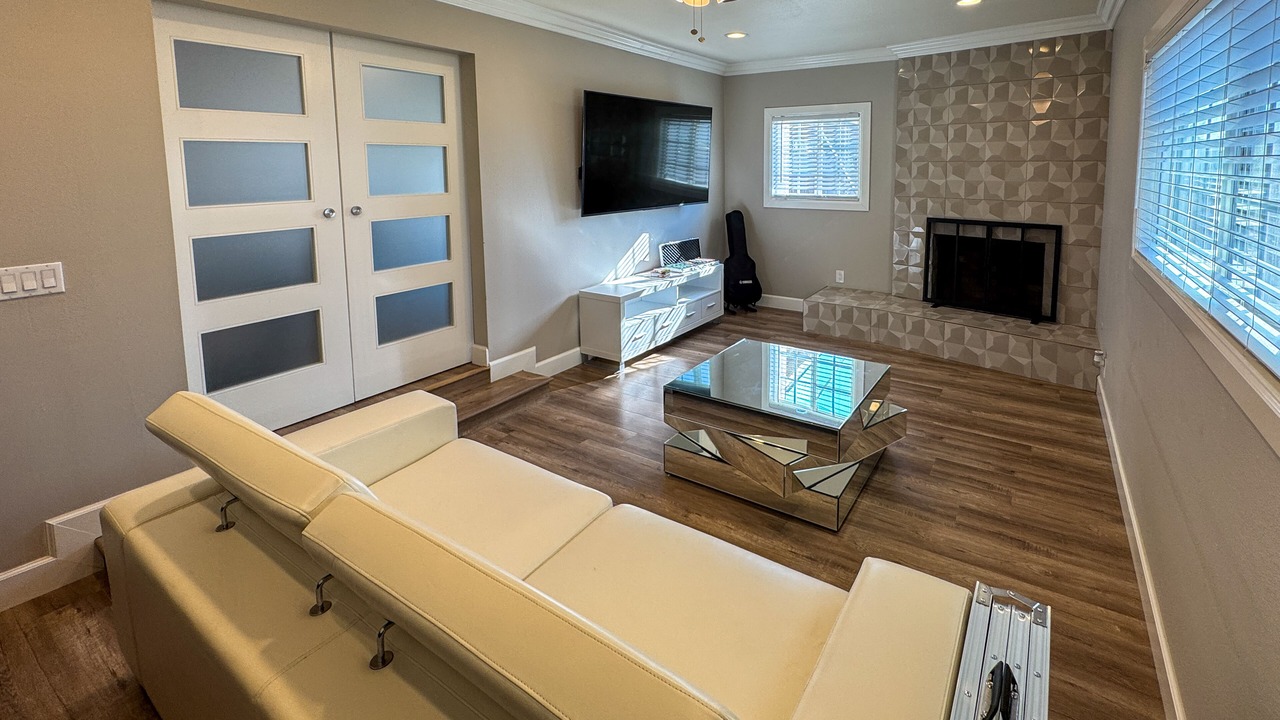 Photo of Livingroom in Northwest Anaheim