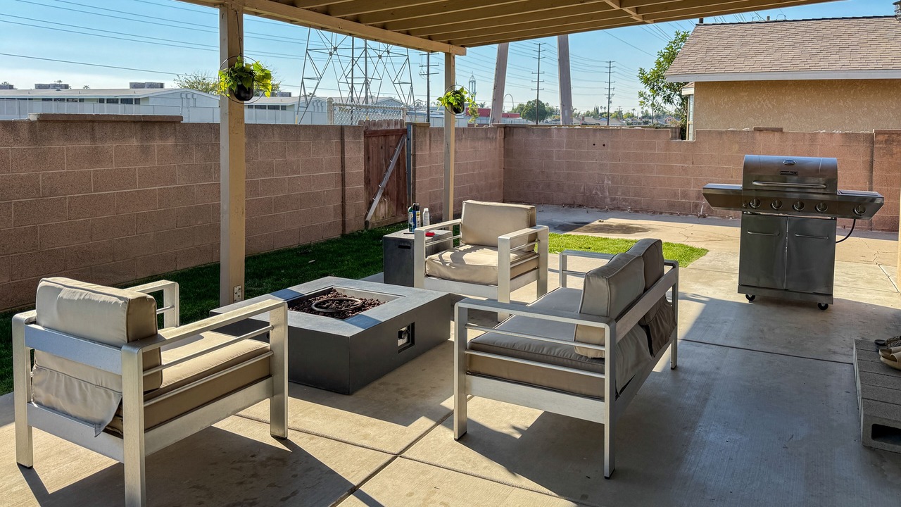Photo of Patio Balcony in Northwest Anaheim