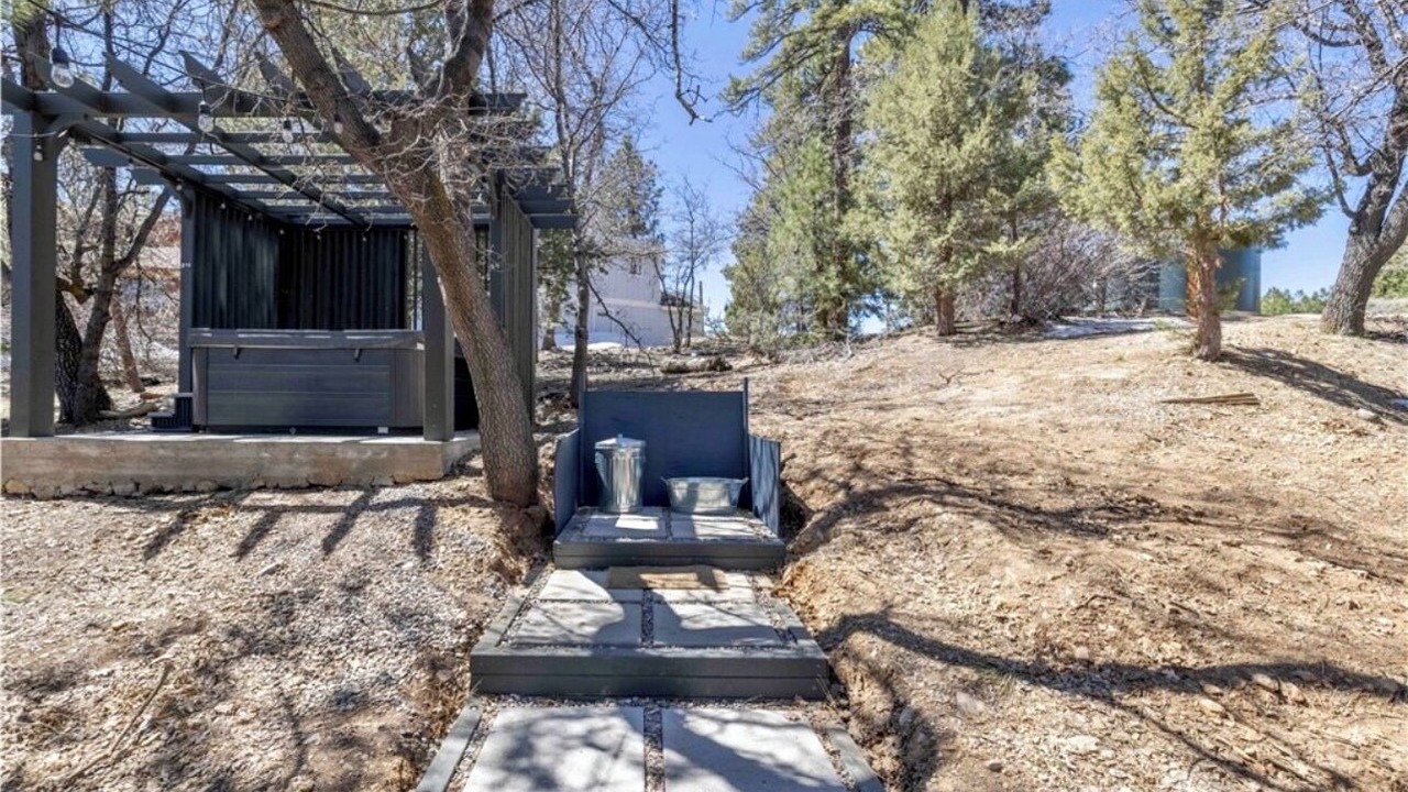Photo of Outdoor in Upper Moonridge