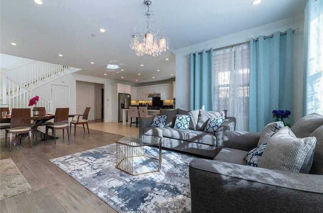 Photo of Livingroom in Irvine