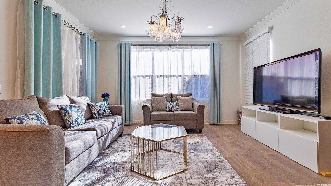 Photo of Livingroom in Irvine