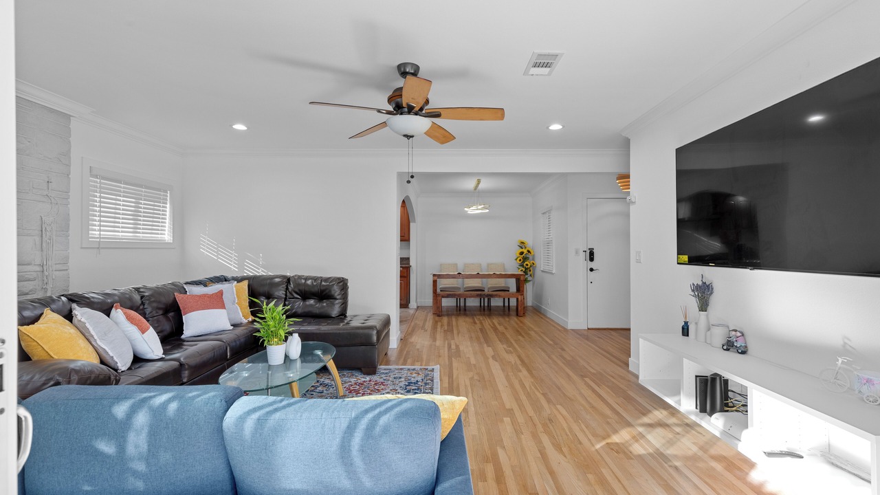 Photo of Livingroom in Southwest Anaheim