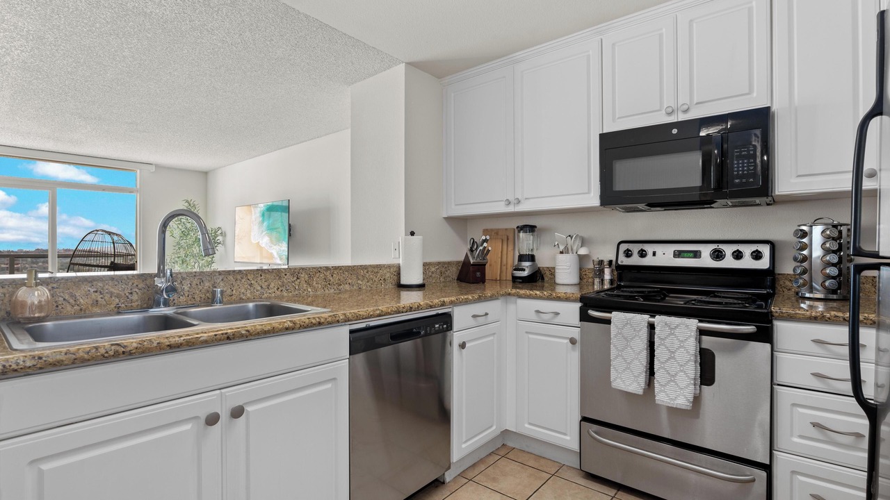 Photo of Kitchen in Marina Peninsula