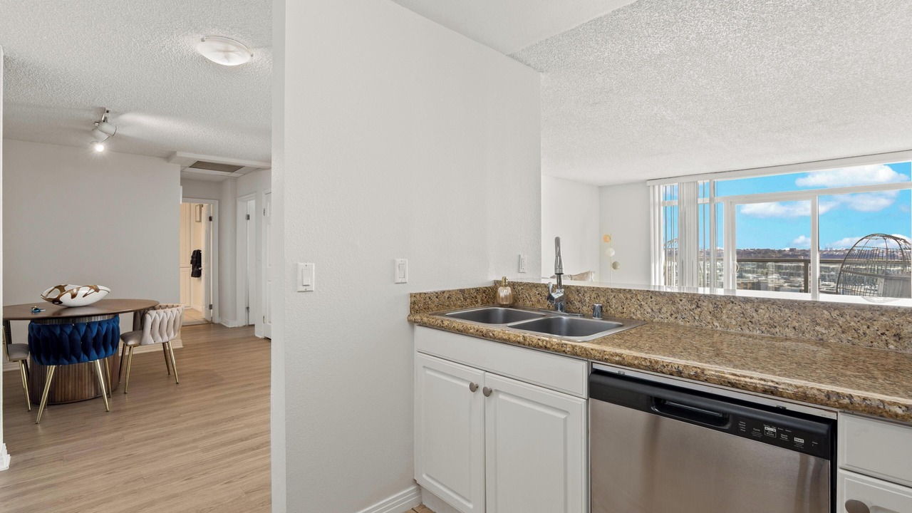 Photo of Kitchen in Marina Peninsula