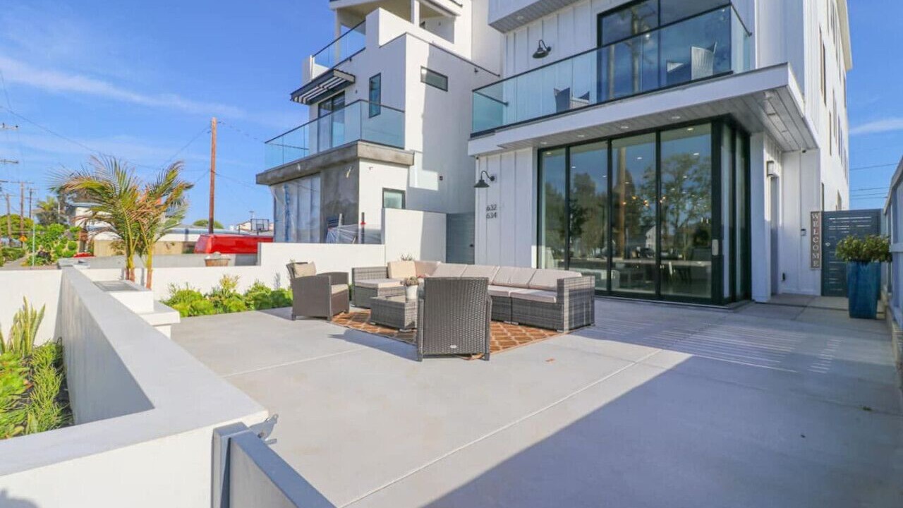 Photo of Patio Balcony in Yorktown
