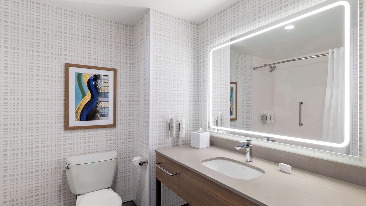 Photo of Bathroom in Corona