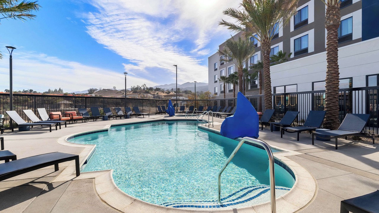Photo of Outdoor in Corona