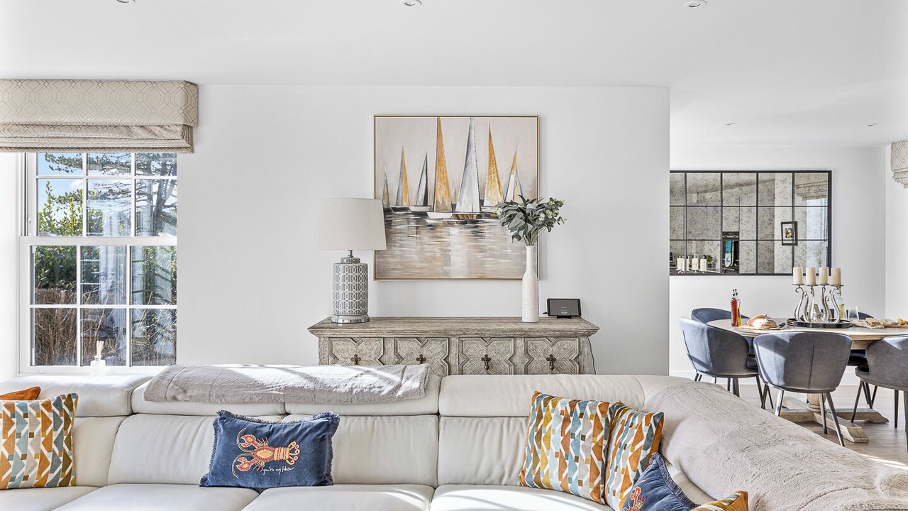 Photo of Livingroom in Carlyon Bay