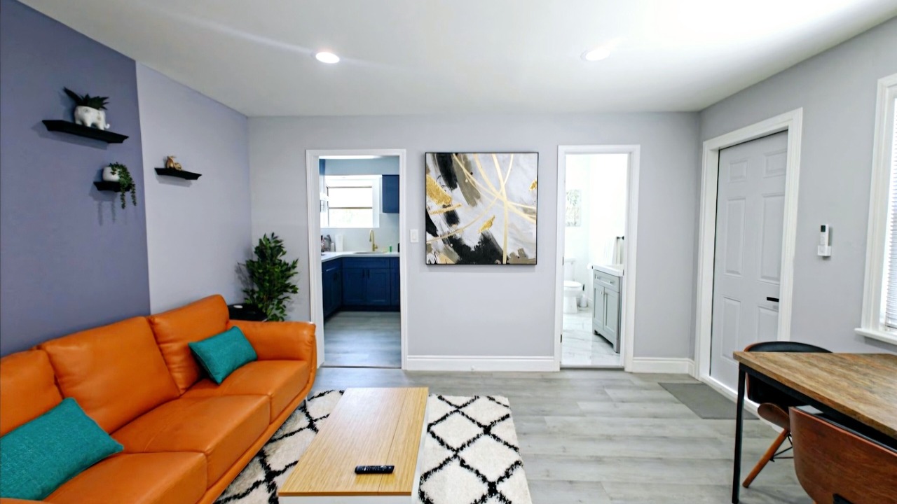 Photo of Livingroom in Mayflower Village