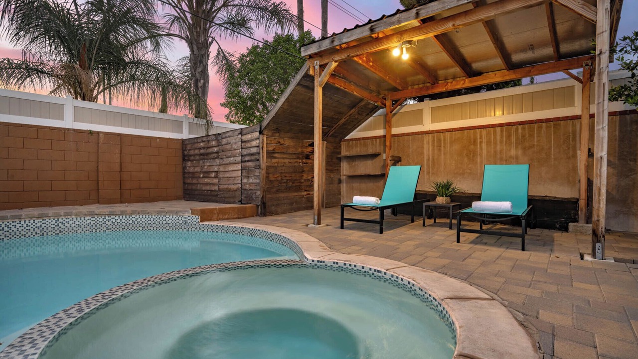 Photo of Outdoor in Northridge