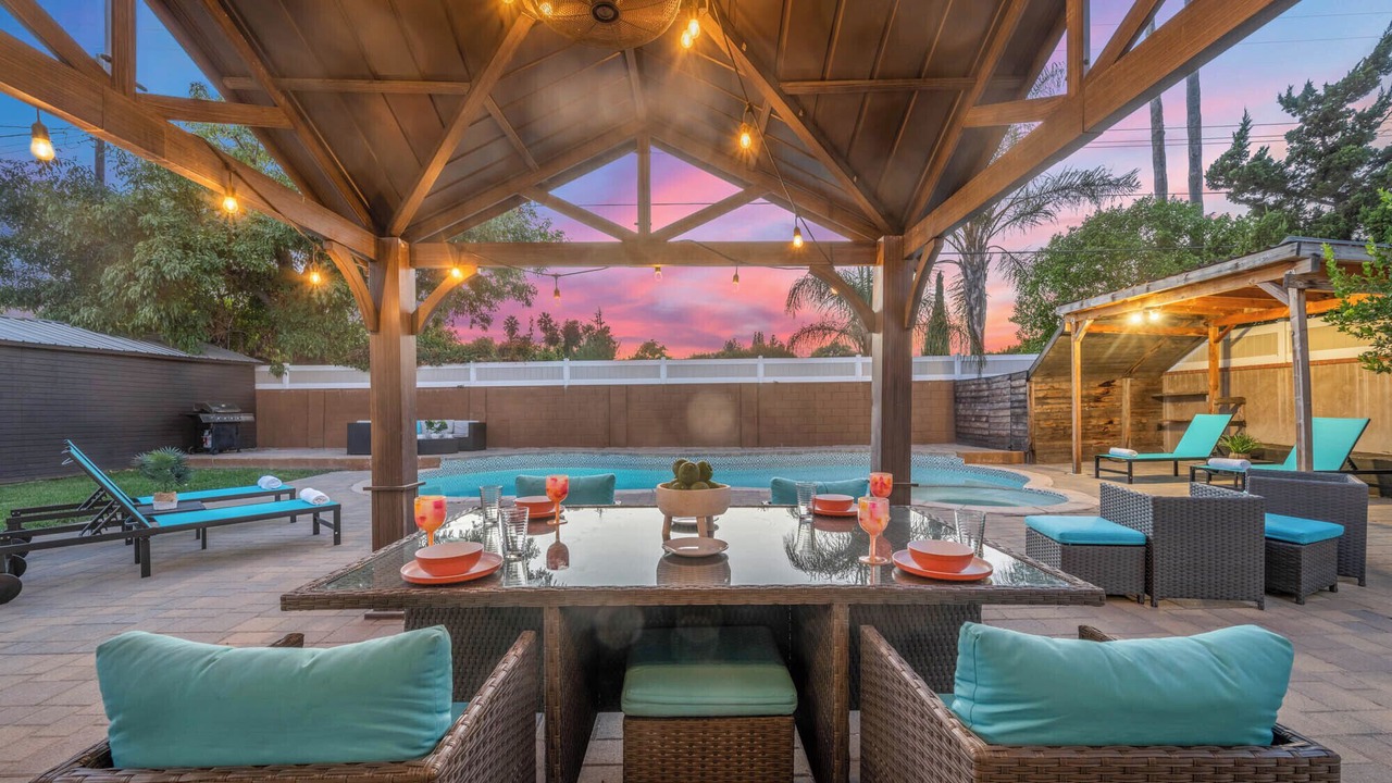 Photo of Outdoor in Northridge